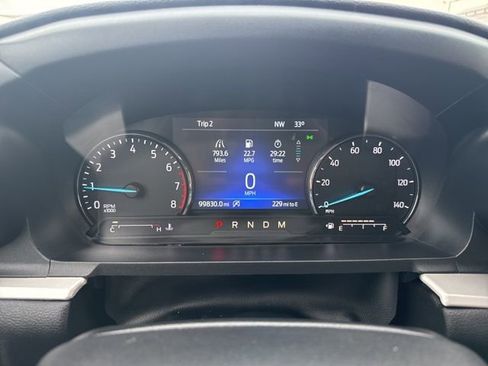 Used 2020 Ford Explorer XLT w/ Comfort Package image 4