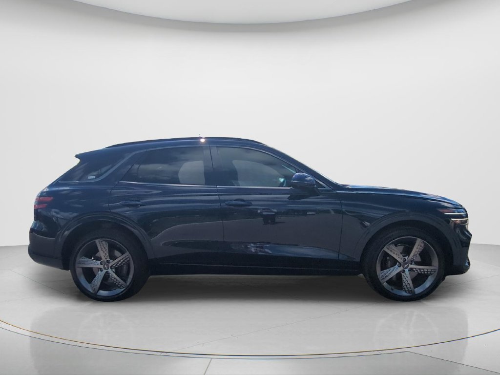 Used 2023 Genesis GV70 3.5T Sport w/ Sport Prestige Package AWD/4WD image 4