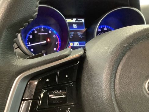 Used 2018 Subaru Outback 2.5i Limited AWD/4WD image 18