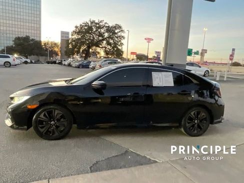 Used 2019 Honda Civic EX image 5