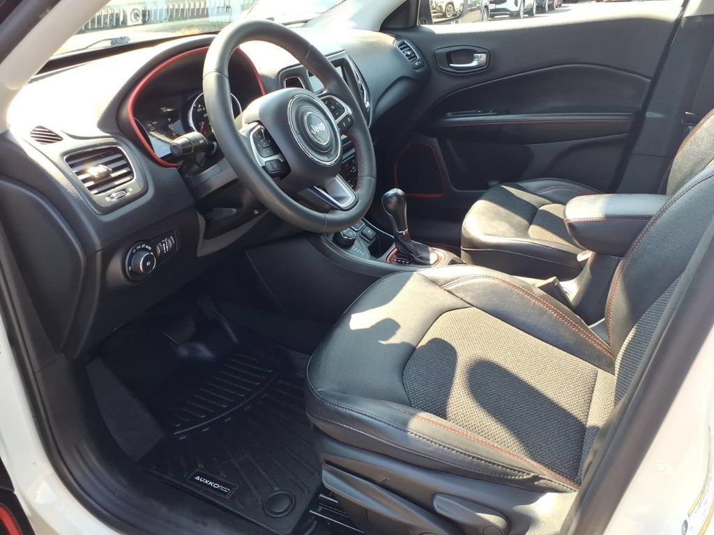 Used 2021 Jeep Compass Trailhawk AWD/4WD image 13