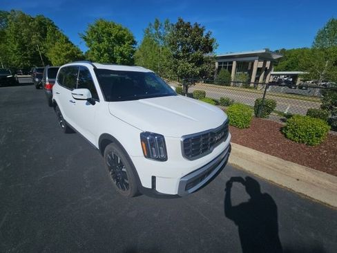 Used 2025 Kia Telluride SX Prestige image 8