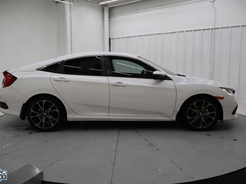 Used 2021 Honda Civic Sport image 2