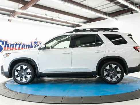 New 2026 Honda Pilot Elite image 10