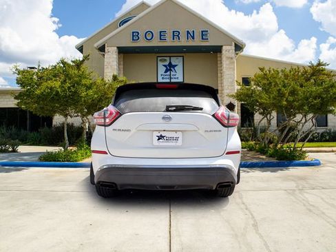 Used 2015 Nissan Murano Platinum w/ Platinum Technology Package image 2