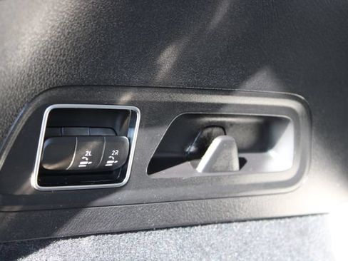 Used 2024 Mercedes-Benz GLS 450 4MATIC image 53
