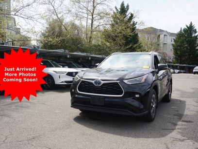 Used 2022 Toyota Highlander XLE