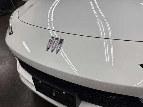 Used 2024 Buick Envista Sport Touring w/ Convenience I Package image 17