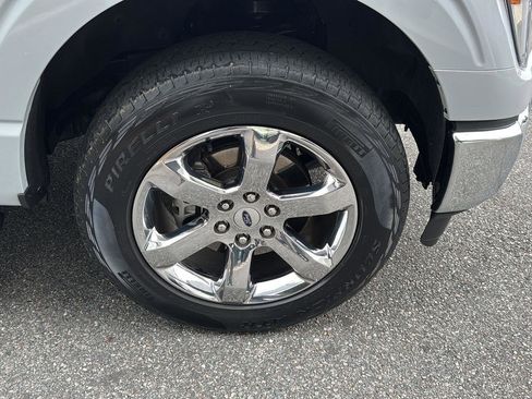 Used 2022 Ford F150 XLT w/ Equipment Group 302A High image 35