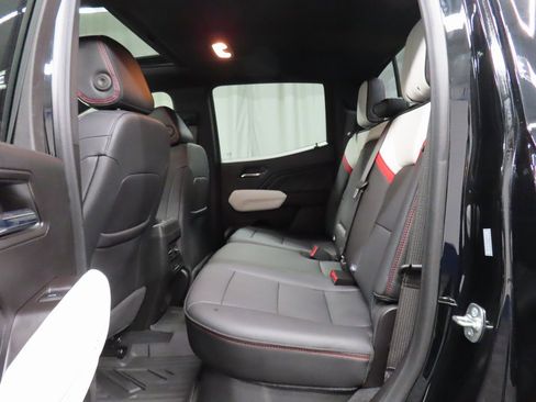 Used 2024 GMC Canyon AT4X image 10