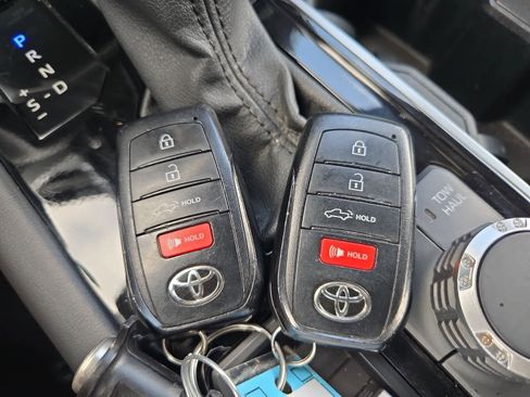 Used 2023 Toyota Tundra Platinum w/ Advanced Package image 34