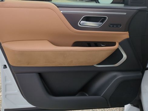 Used 2026 INFINITI QX80 Luxe image 14