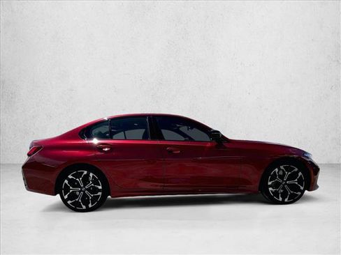 Used 2025 BMW 330i Sedan w/ M Sport Package RWD image 5