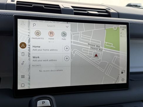 Used 2025 Land Rover Defender 110 S image 9