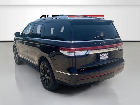 Used 2023 Lincoln Navigator Reserve AWD/4WD image 5