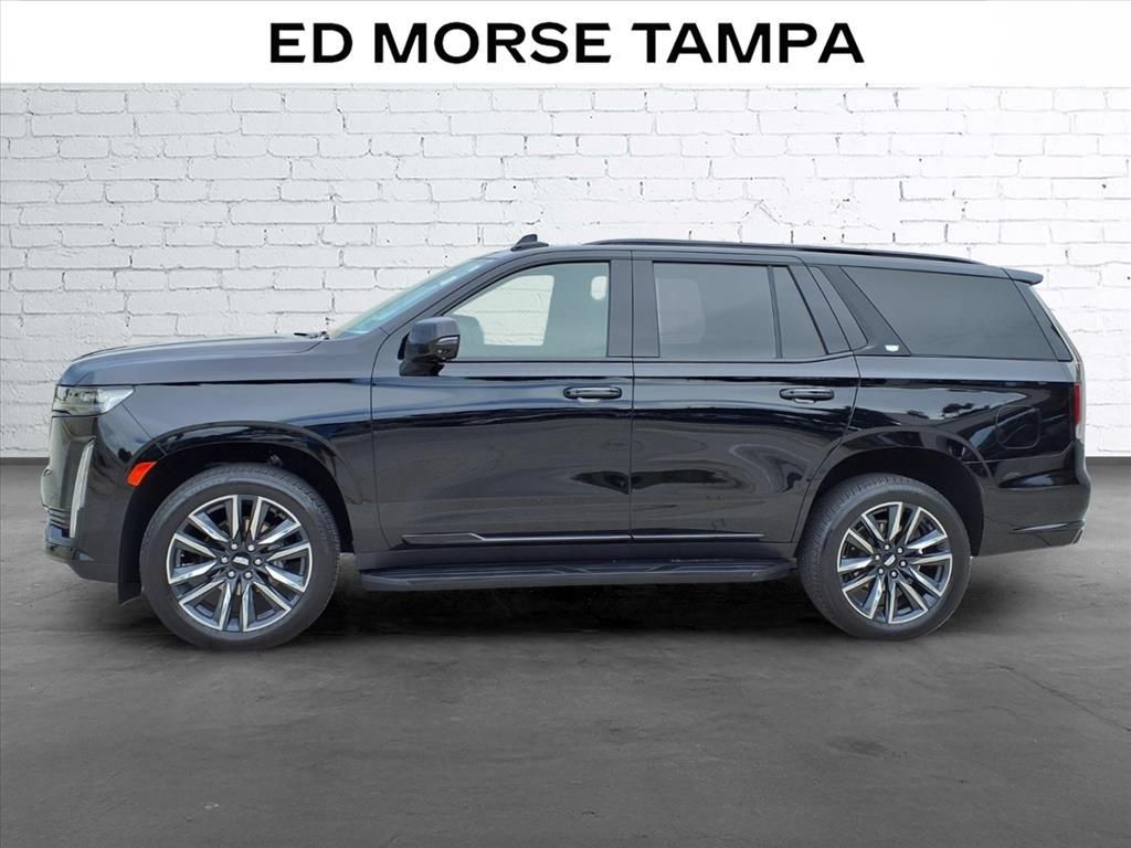 Used 2024 Cadillac Escalade Sport AWD/4WD image 2