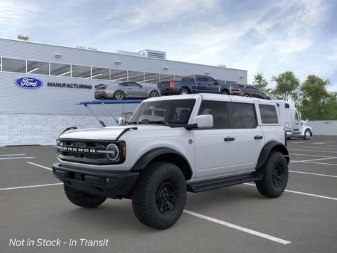 New 2026 Ford Bronco Outer Banks AWD/4WD image 2