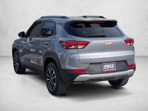 Used 2025 Chevrolet TrailBlazer LT image 8