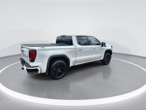 Used 2022 GMC Sierra 1500 Elevation w/ Elevation Premium Package AWD/4WD image 8
