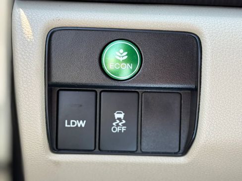 Used 2015 Honda Accord Touring image 29
