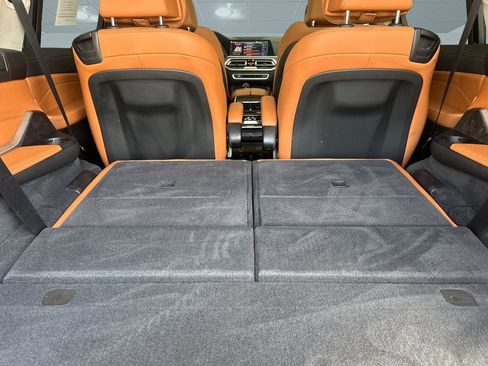 Used 2021 BMW X7 xDrive40i w/ Premium Package AWD/4WD image 34