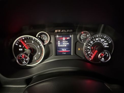 New 2026 RAM 5500 Tradesman AWD/4WD image 24