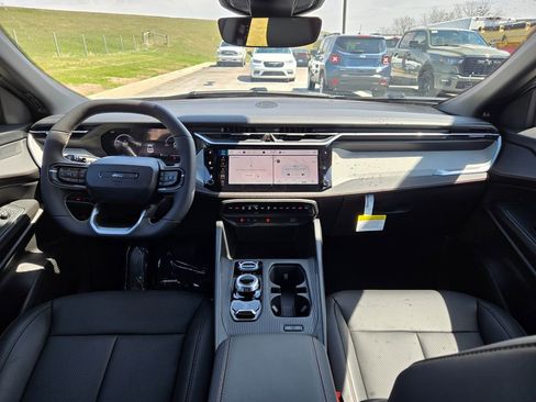 New 2026 Jeep Cherokee Limited AWD/4WD image 15
