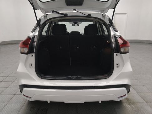 Used 2021 Nissan Kicks S FWD image 29