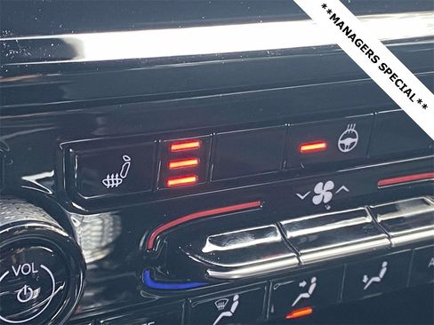 New 2025 Jeep Grand Cherokee Altitude image 49