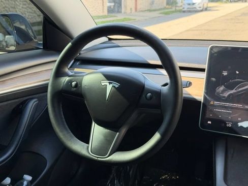 Used 2022 Tesla Model 3 Long Range AWD/4WD image 28