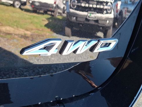 New 2026 Ford Explorer Active image 17