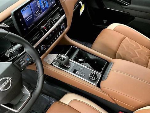 New 2026 Nissan Pathfinder Platinum w/ Cargo Package AWD/4WD image 8