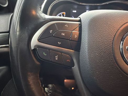 Used 2022 Toyota Camry XSE w/ Cold Weather Package image 57