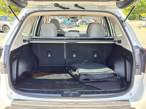 Used 2021 Subaru Forester Premium AWD/4WD image 25