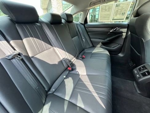 Used 2021 Honda Accord Touring image 28
