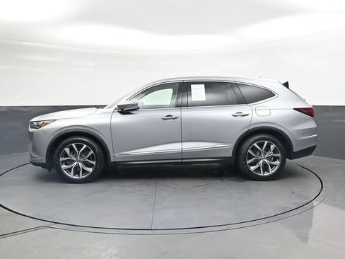 Used 2024 Acura MDX FWD w/ Technology Package image 8