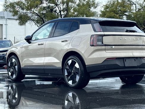 New 2026 Volvo EX30 Ultra w/ Protection Package AWD/4WD image 6