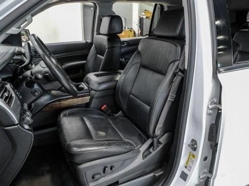Used 2016 Chevrolet Tahoe LT w/ Luxury Package AWD/4WD image 37