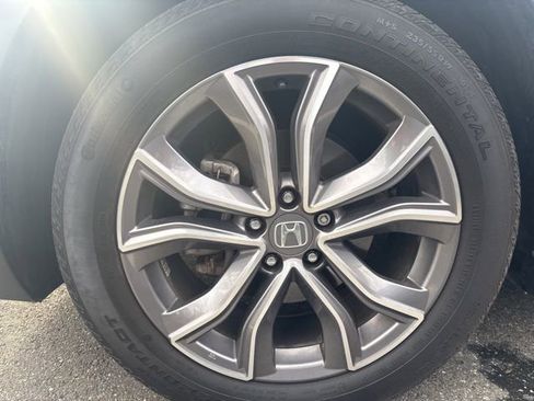 Used 2021 Honda CR-V Touring image 3