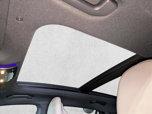 Certified 2024 Mercedes-Benz GLC 300 image 19