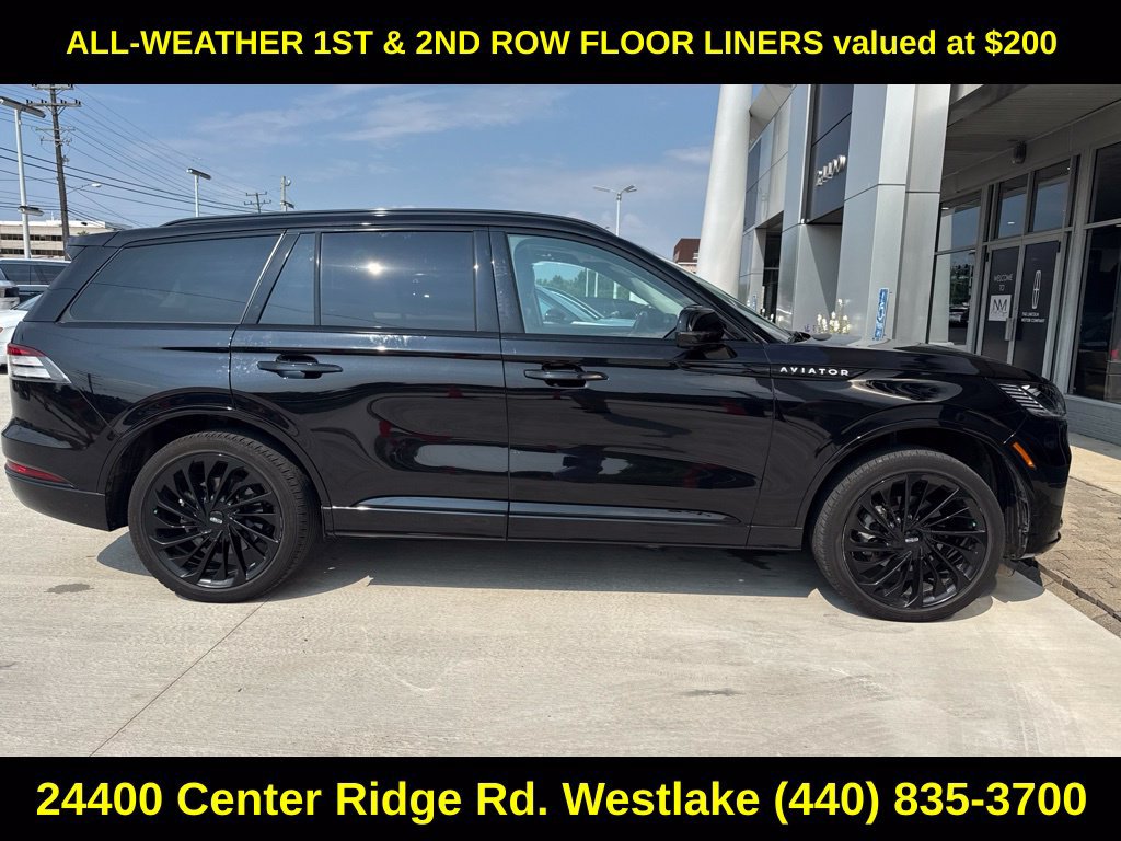 Used 2025 Lincoln Aviator Reserve w/ Jet Appearance Package AWD/4WD image 4