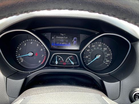Used 2013 Ford Focus Titanium w/ Titanium Handling Pkg FWD image 19