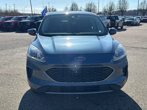 Certified 2020 Ford Escape SE image 28
