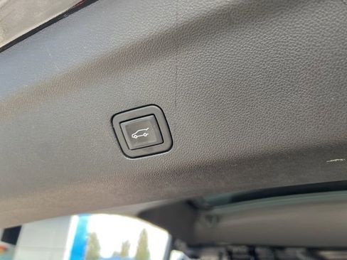 Used 2024 Chevrolet Tahoe Z71 w/ Z71 Off-Road Package image 73