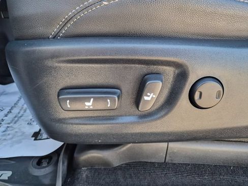 Used 2019 Toyota 4Runner SR5 Premium AWD/4WD image 15