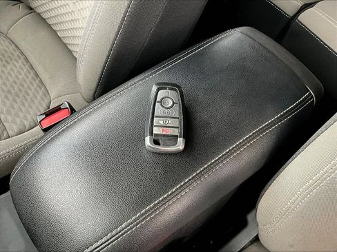 Used 2022 Ford Escape SE w/ Convenience Package AWD/4WD image 35