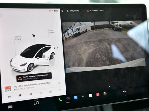 Used 2022 Tesla Model 3 Standard Range Plus image 29