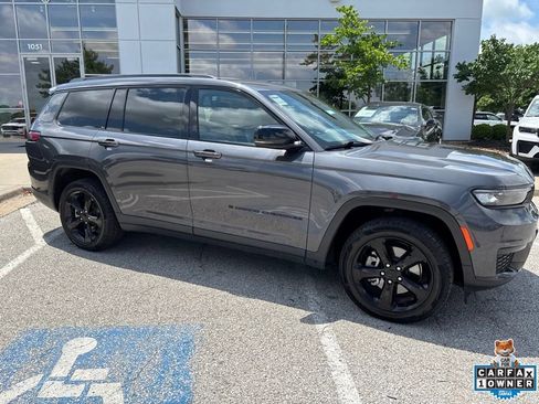 Used 2021 Jeep Grand Cherokee L Laredo AWD/4WD image 31