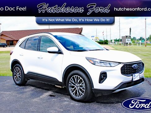 Used 2024 Ford Escape SE FWD image 1