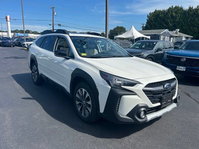 Used 2024 Subaru Outback Limited AWD/4WD image 3